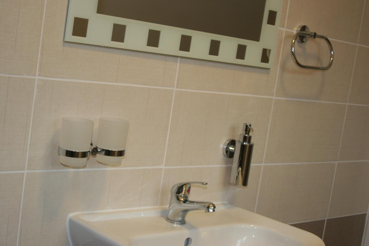 Art Star Hotel Hostivice Esterno foto