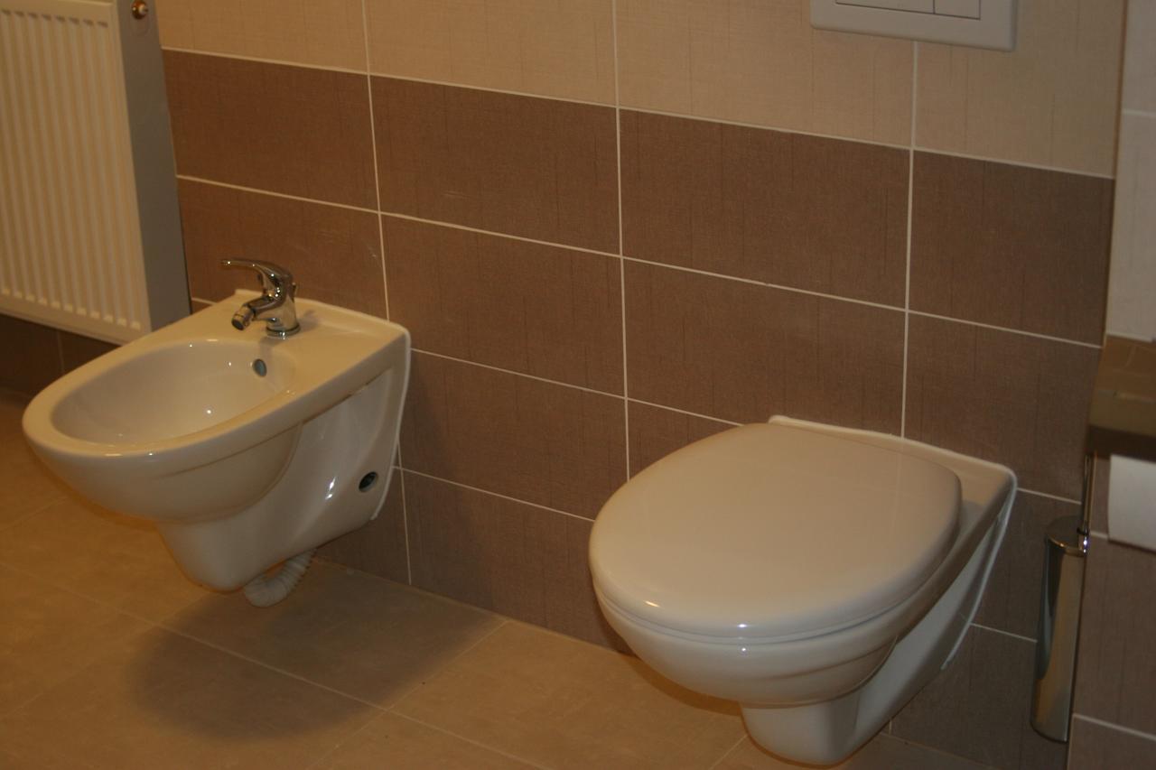 Art Star Hotel Hostivice Esterno foto