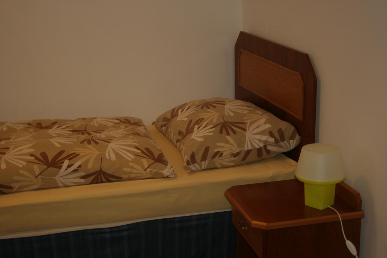 Art Star Hotel Hostivice Esterno foto