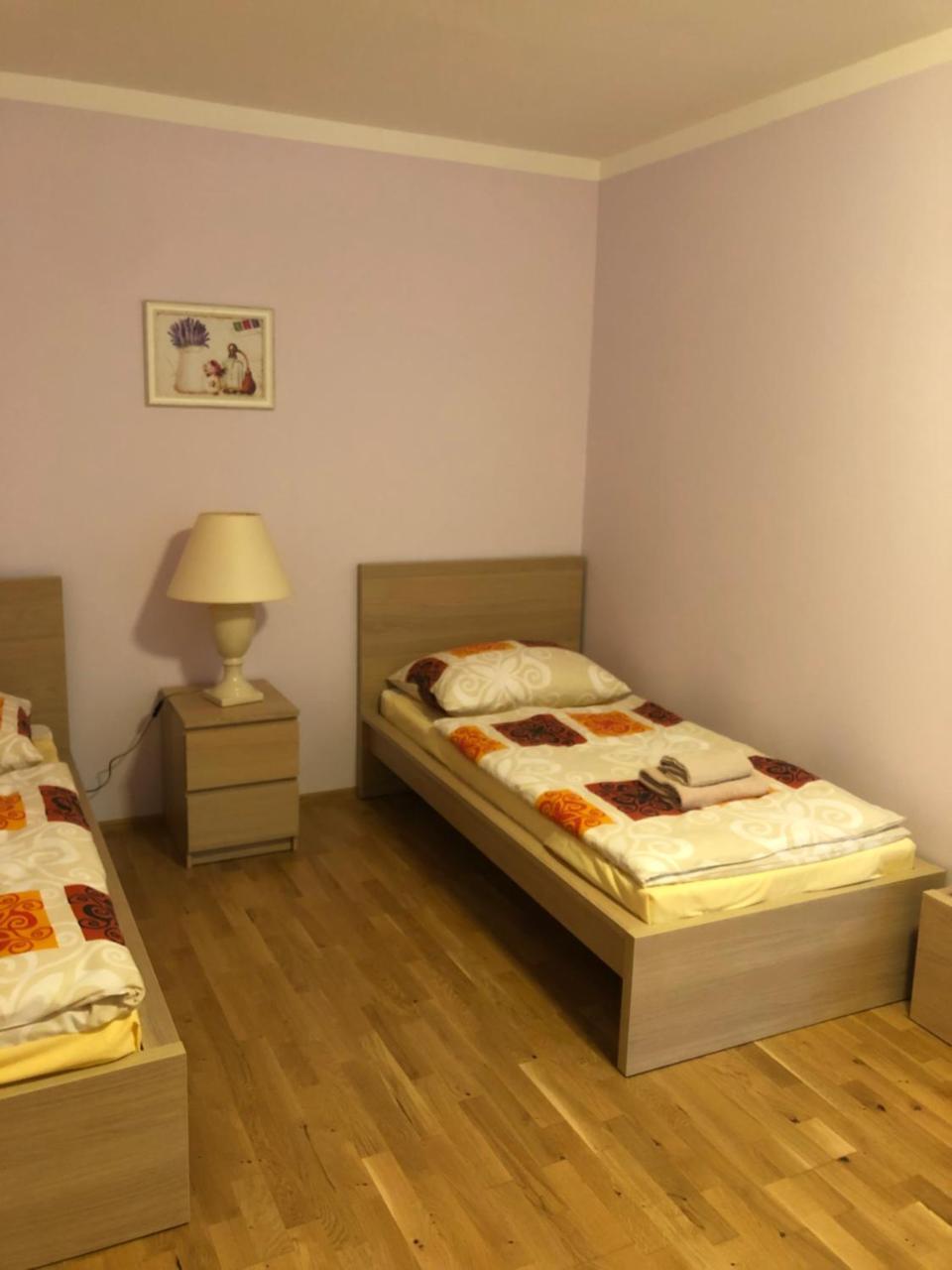 Art Star Hotel Hostivice Esterno foto