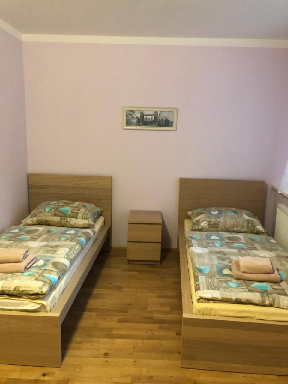 Art Star Hotel Hostivice Esterno foto