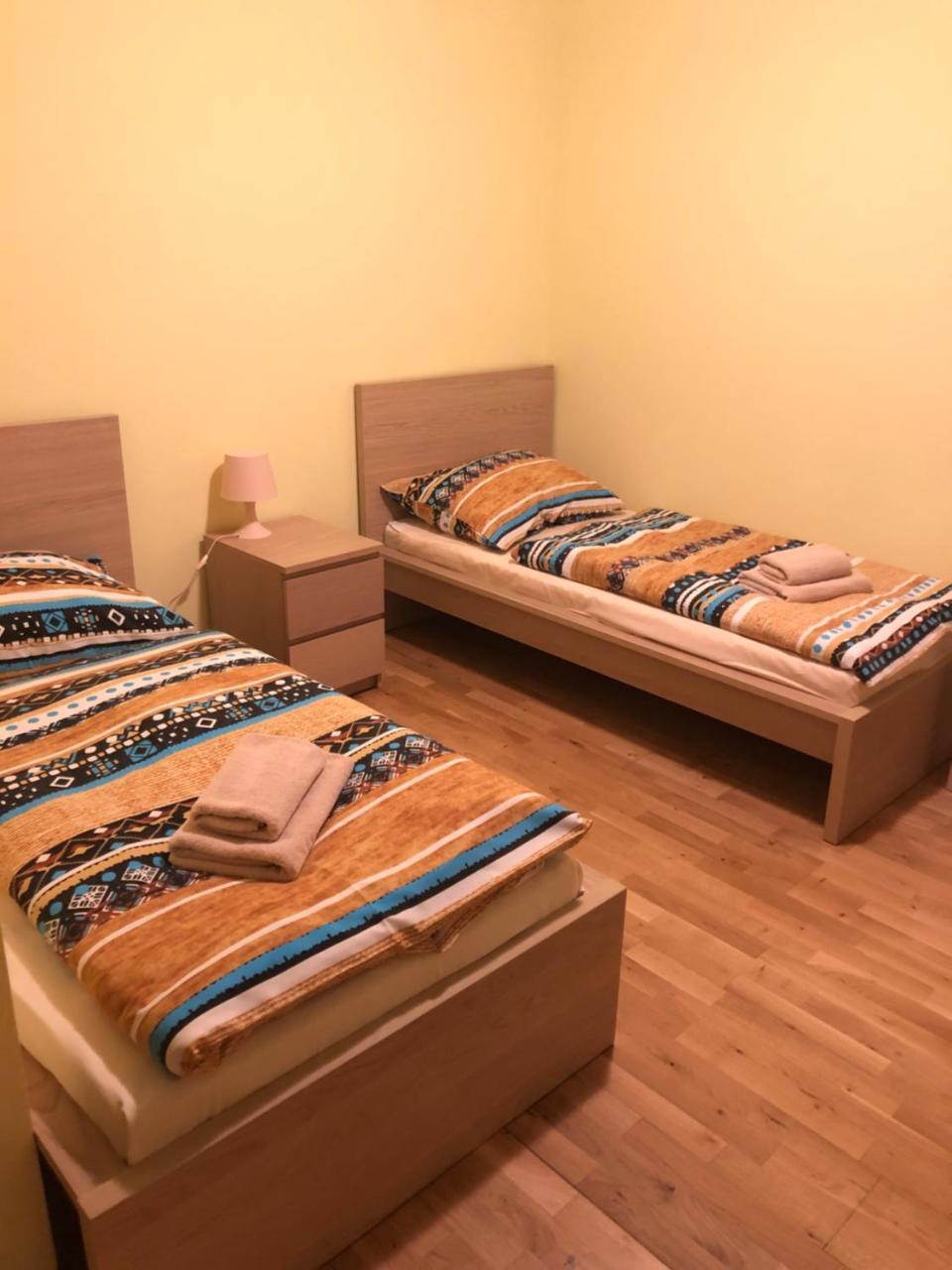 Art Star Hotel Hostivice Esterno foto